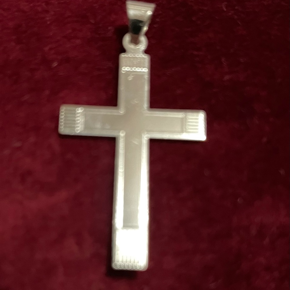 14 K White gold design cross pendant